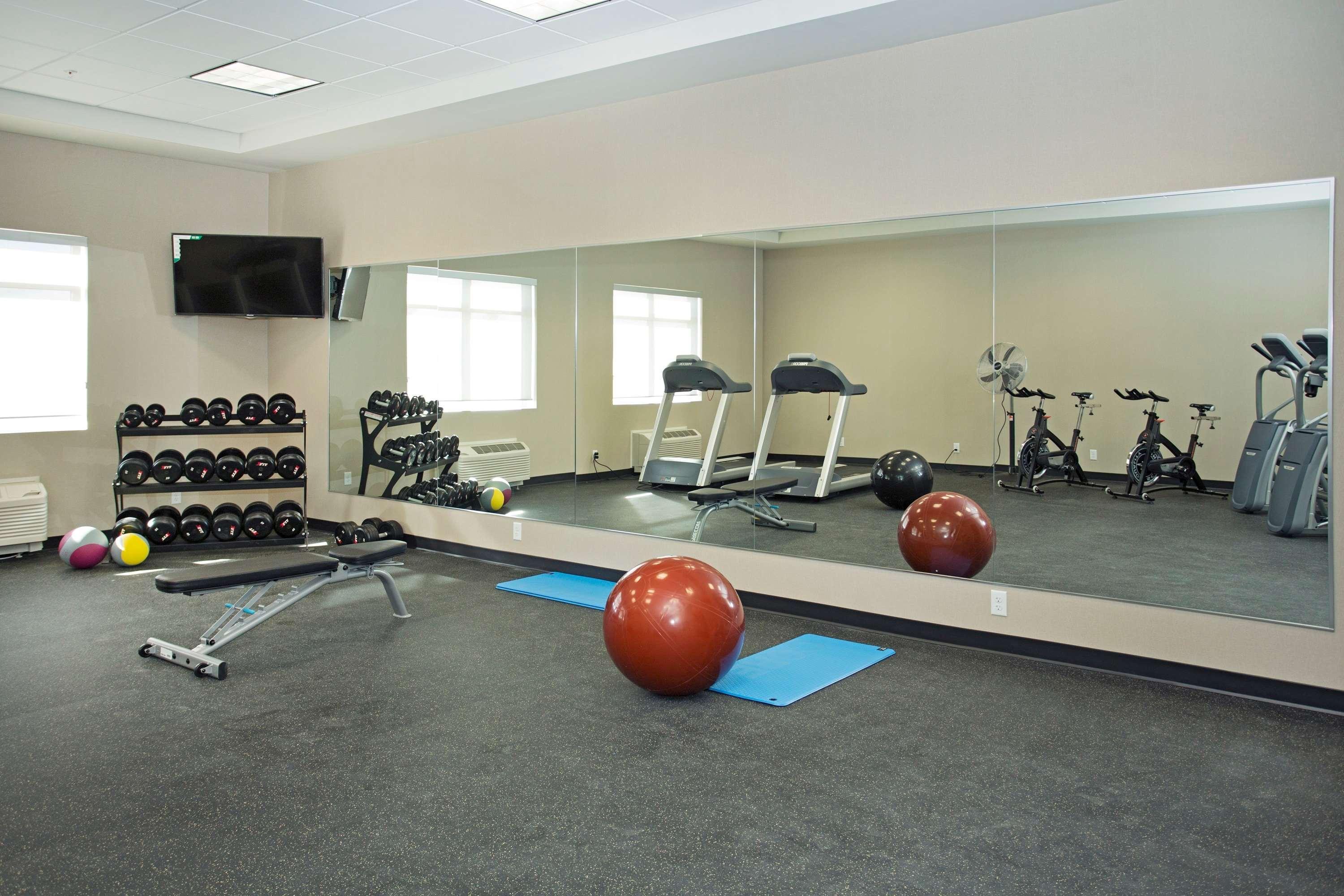 Wingate By Wyndham Calgary Airport Hotel Luaran gambar