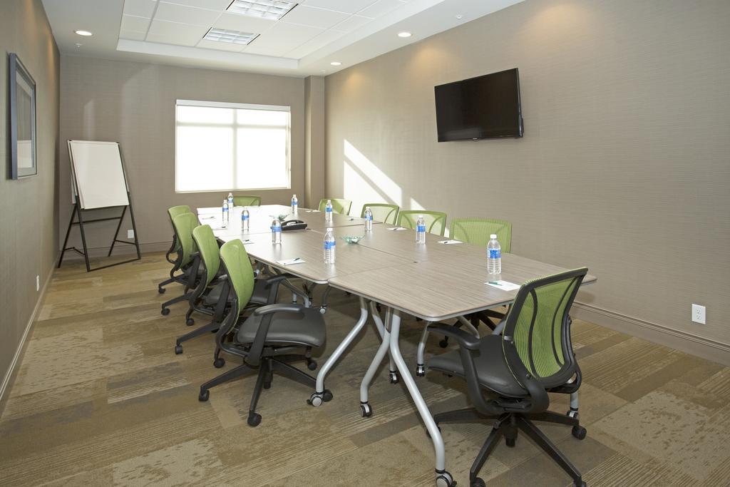 Wingate By Wyndham Calgary Airport Hotel Luaran gambar