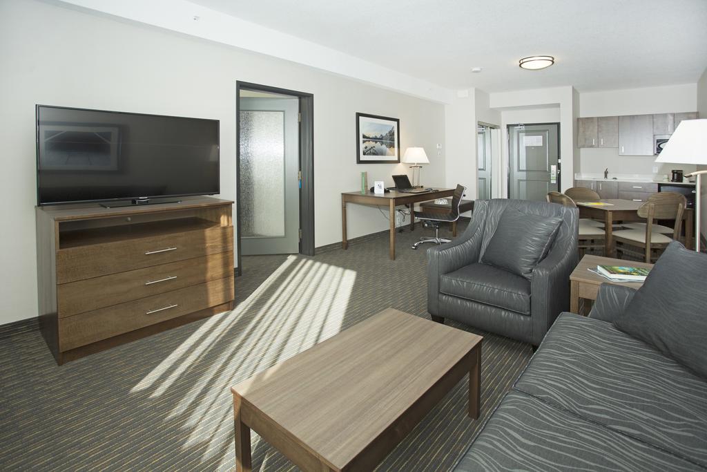 Wingate By Wyndham Calgary Airport Hotel Luaran gambar