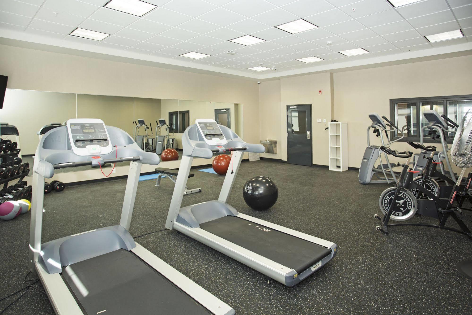 Wingate By Wyndham Calgary Airport Hotel Luaran gambar